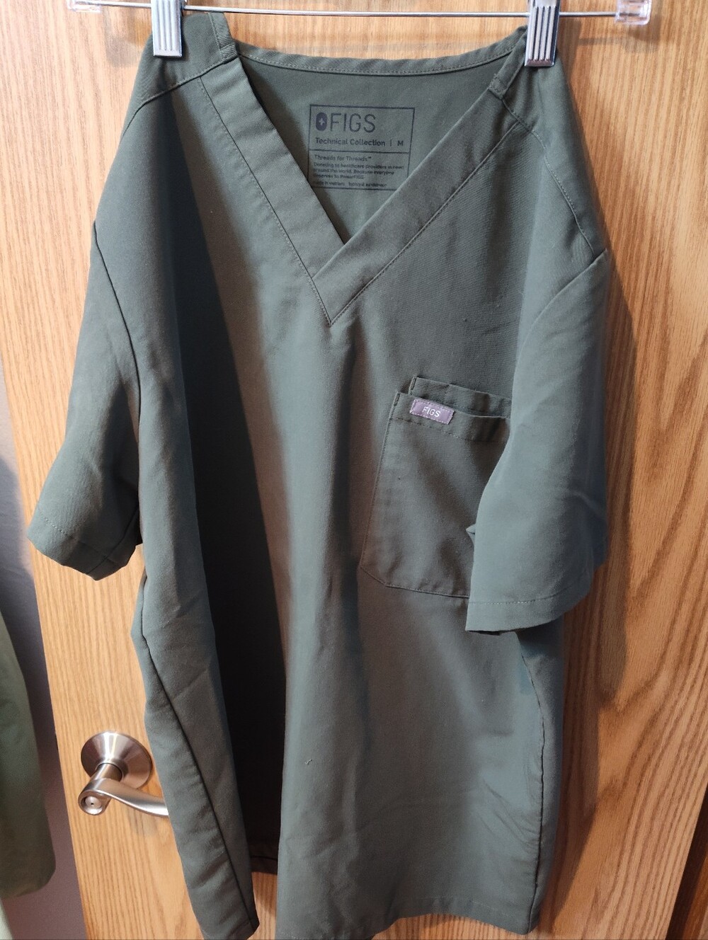 Figs Scrub Top
